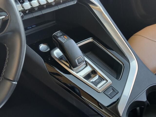 Peugeot 5008 1.2 AUT8 PREMIUM AVANTAGE 7 PERS PANODAK LEDER NAVI CAMERA DIGI-DASH APPLE-CARPLAY LED LMV PDC