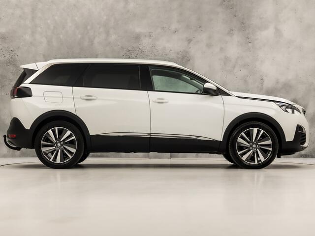 Peugeot 5008 1.2 PureTech Allure Sport 7 Persoons Automaat (APPLE CARPLAY, GROOT NAVI, LEDER, LED KOPLAMPEN, 360 CAMERA, SPORTSTOELEN, GETINT GLAS, TREKHAAK, NIEUWSTAAT)
