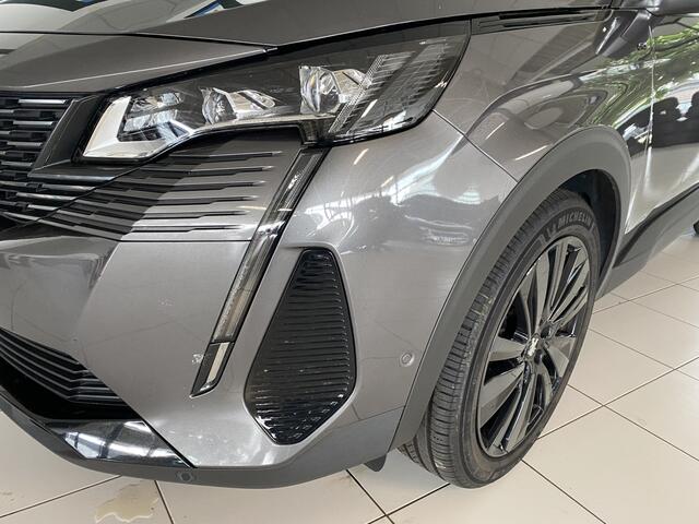 Peugeot 5008 1.2 PureTech GT 7 Persoons Panoramadak / Trekhaak / Alcantara / Carplay /