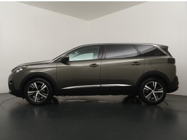 Peugeot 5008 1.2 PureTech Allure 130PK Automaat - Navigatie via Apple Carplay/Android Auto - Climate control - Cruise control - Trekhaak - 12 maanden garantie