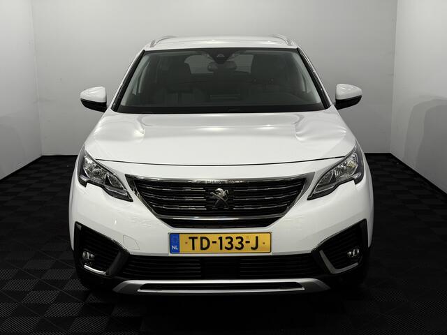 Peugeot 5008 1.2 PureTech Allure 7P Camera, Navi, Cruise control, Lichtmetalen velgen, Apple carplay, Half leder, Virtual desk