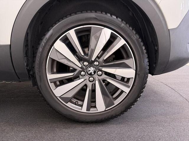 Peugeot 5008 1.2T 130PK GT-Line 7Pers. Nav/Camera/Led/H.Leder