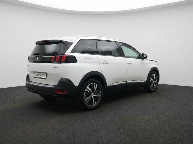 Peugeot 5008 1.2 130PK Allure Automaat 7P | Carplay | Camera | Elektrische Kl
