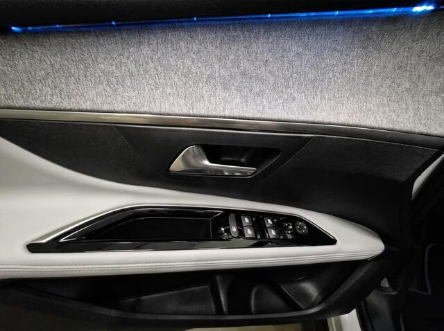 Peugeot 5008 1.2 130PK Allure Automaat 7P | Carplay | Camera | Elektrische Kl