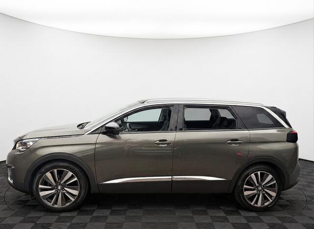 Peugeot 5008 130pk PT Allure Aut. 7p., Camera | 19inch | Navi