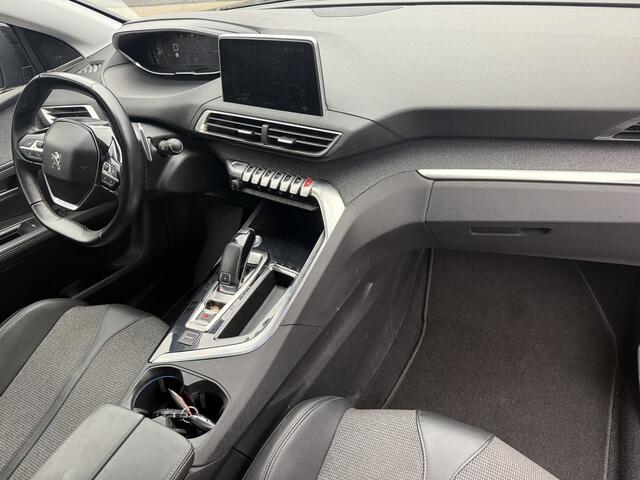 Peugeot 5008 130pk PT Allure Aut. 7p., Camera | 19inch | Navi