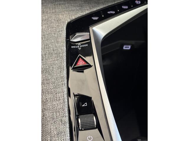 Peugeot 5008 1.2 Hybrid 145 Allure 7p