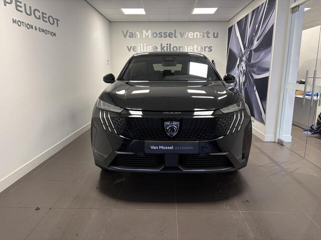 Peugeot 5008 1.2 Hybrid 145 Allure Nieuw! Direct uit voorraad leverbaar! | 7-Zits | Climate Control | Camera | Full Map Navigatie | Apple Carplay / Android Auto