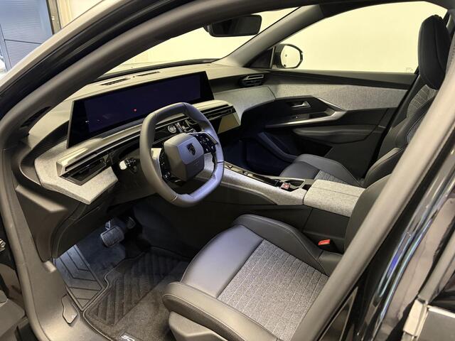 Peugeot 5008 1.2 Hybrid 145 Allure Nieuw! Direct uit voorraad leverbaar! | 7-Zits | Climate Control | Camera | Full Map Navigatie | Apple Carplay / Android Auto