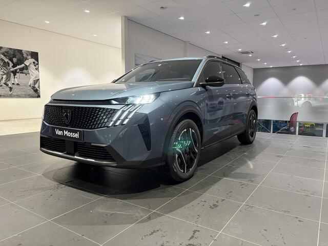 Peugeot 5008 1.6 Plug-in Hybrid 195 Allure 7p Automaat | 7-Zits | Climate Control | Full Map Navigatie | Apple Carplay / Android Auto | 360 Camera | Parkeersensoren | Bekleding Half Leder | Direct uit Voorraad Leverbaar!