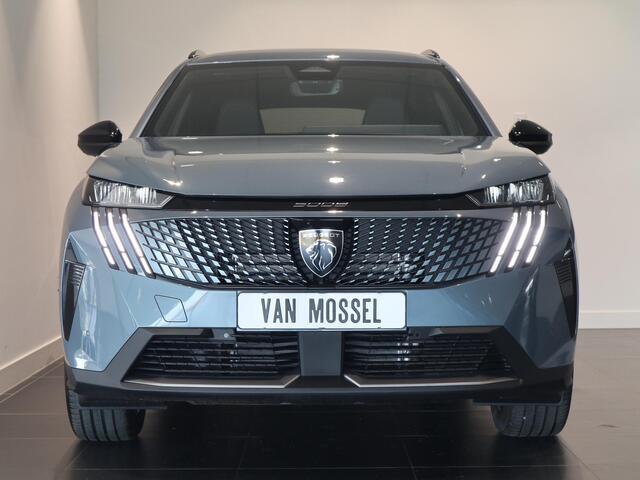 Peugeot 5008 Hybrid Allure Automaat | 7-Zits | Climate Control | Full Map Navigatie | Apple Carplay / Android Auto | 360 Camera | Parkeersensoren | Bekleding Half Leder | Direct uit Voorraad Leverbaar!