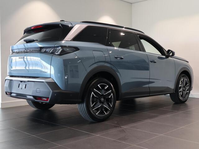 Peugeot 5008 Hybrid Allure Automaat | 7-Zits | Climate Control | Full Map Navigatie | Apple Carplay / Android Auto | 360 Camera | Parkeersensoren | Bekleding Half Leder | Direct uit Voorraad Leverbaar!