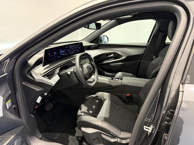 Peugeot 5008 1.6 Plug-in Hybrid 195 Allure 7p l 360 Camera | Adaptieve cruise control | Lendensteun | Apple Carplay/Android Auto l DIRECT LEVERBAAR!!!