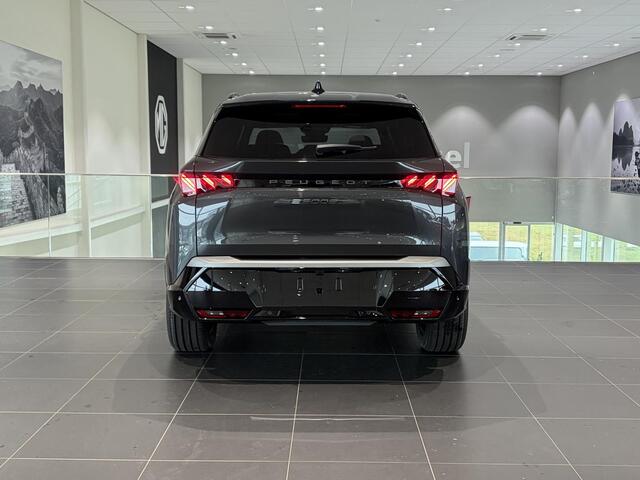 Peugeot 5008 e-5008 GT Avantage 73 kWh 7p Alle opties l Climate Control | Elek. Verstelbare Stoelen + Geheugen & Massage | Elek. Schuif / Kantel Dak | Elek. Kofferklep | Full Map Navigatie | Apple Carplay / Android Auto | 360 Camera | Parkeersensoren | Bekleding Half Leder / Alcantara | Direct uit Voorraad Leverbaar!