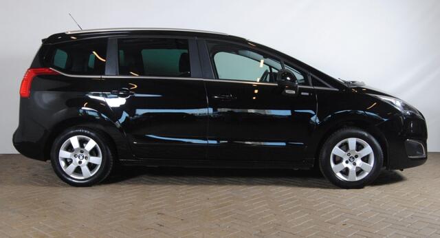 Peugeot 5008 1.2 PureT. Style 7p.| Camera | Trekhaak | Cruise | 7 Persoons!