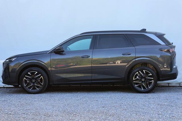 Peugeot 5008 1.2 Hybrid 145 Allure 7p - 136 pk **Camera / Carplay / Led