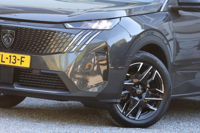 Peugeot 5008 1.2 Hybrid 145 Allure 7p - 136 pk **Camera / Carplay / Led