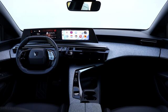 Peugeot 5008 1.2 Hybrid 145 Allure 7p - 136 pk **Camera / Carplay / Led