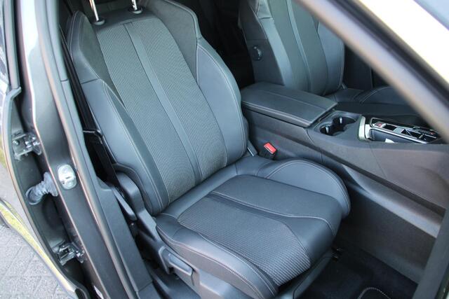 Peugeot 5008 1.2 PureTech 130pk GT Automaat 7-zits Airco Navi 360 Camera Carplay Nieuwstaat