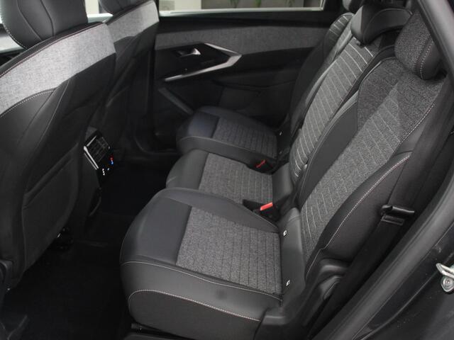 Peugeot 5008 1.2 Hybrid 145pk Automaat Allure 7p Navigatie Apple Carplay Android Auto Camera Climate control Dab Led Keyless start Lichtmetalen Velgen Parkeer sensoren