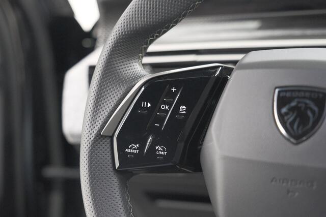 Peugeot 5008 1.2 Hybrid 136 GT 7p | Adaptieve Cruise Control | Camera | Elektrische Kofferklep | Stoelverwarming