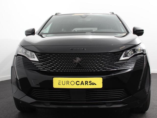 Peugeot 5008 1.2 PureTech GT Black Pack 7persoons Climate control Adaptive cruise control Achteruitrij camera Verwarmde voorstoelen Keyless Navigatie LED Apple Carplay/ Android Auto