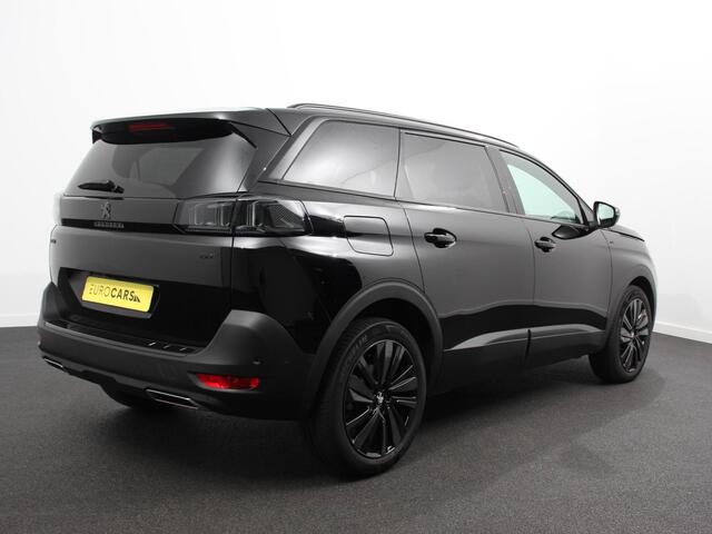 Peugeot 5008 1.2 PureTech GT Black Pack 7persoons Climate control Adaptive cruise control Achteruitrij camera Verwarmde voorstoelen Keyless Navigatie LED Apple Carplay/ Android Auto