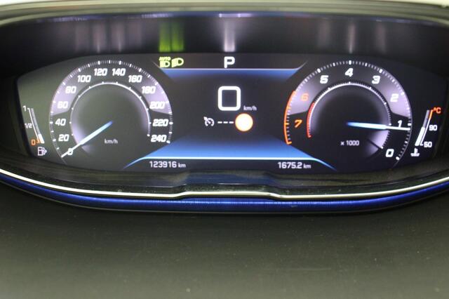 Peugeot 5008 1.2 PureTech Allure Automaat - Digitaal Cockpit, Carplay, Camera, Half Leer