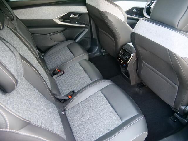 Peugeot 5008 1.2 Hybrid 145 Pk Allure 7 persoons Automaat Apple Carplay / DAB / Camera