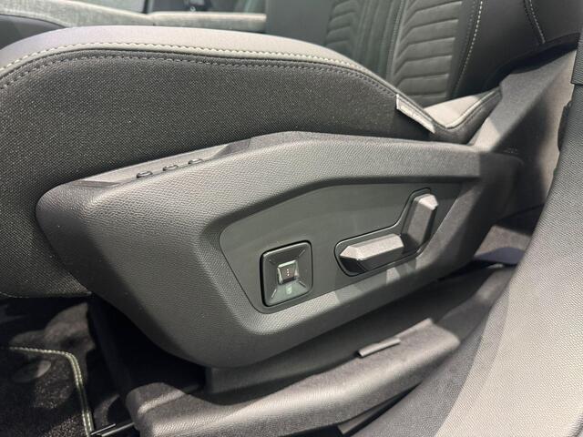 Peugeot 5008 e-5008 GT 73 kWh 7p | 360 Camera | Alcantara bekleding | Massage/ventilatie en verwarmde stoelen | Panoramadak | Nu te bestellen!