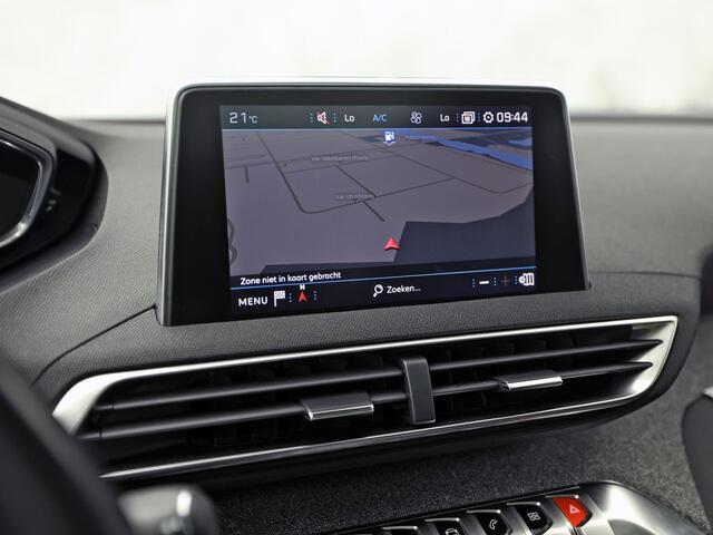 Peugeot 5008 1.2 PureTech Allure Sport Automaat (PANORAMADAK, APPLE CARPLAY, LEDER, STOELVERWARMING, 360 CAMERA, DRIVE SELECT, KEYLESS, GETINT GLAS, NIEUWSTAAT)