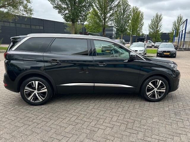 Peugeot 5008 1.6 e-THP BL. Prem. 165PK 7PERS. LEER CARPLAY.