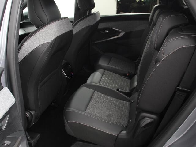 Peugeot 5008 1.2 Hybrid 145pk Automaat Allure 7p Navigatie Apple Carplay/Android Auto Camera Climate control Dab Led Keyless start Lichtmetalen Velgen Parkeer sensoren