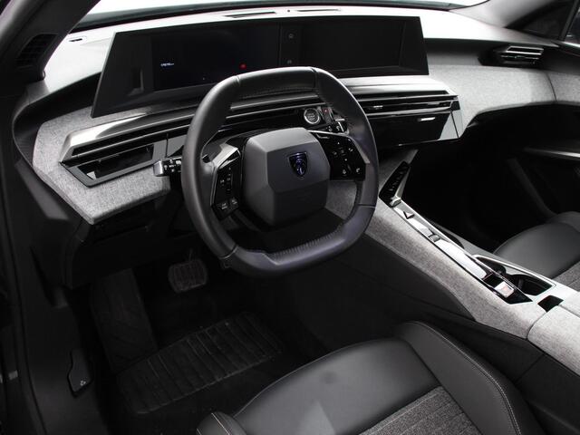 Peugeot 5008 1.2 Hybrid 145pk Automaat Allure 7p Navigatie Apple Carplay/Android Auto Camera Climate control Dab Led Keyless start Lichtmetalen Velgen Parkeer sensoren