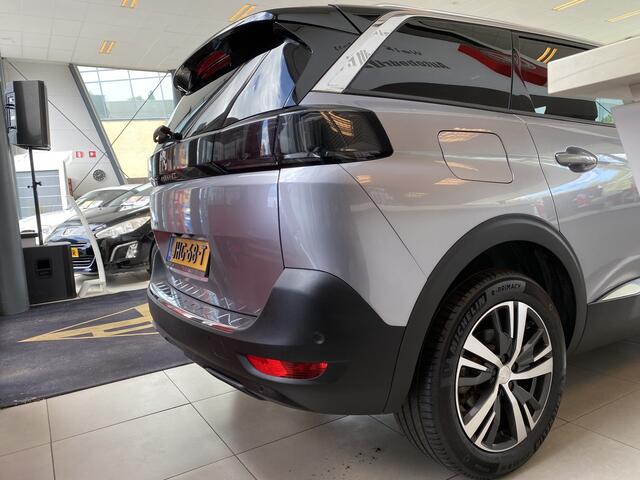 Peugeot 5008 1.2 PureTech Active Pack Business,7 Zitplaatsen,Navigatie,Climate Control,Multifunctioneel Stuur,Bluetooth,Cruise Control,Parkeersensoren,Elektrische achterklep,Privacy glass,Camera,Keyless,Dode hoek waarschuwing buitenspiegels,Digital dash,18 Inch Lmv