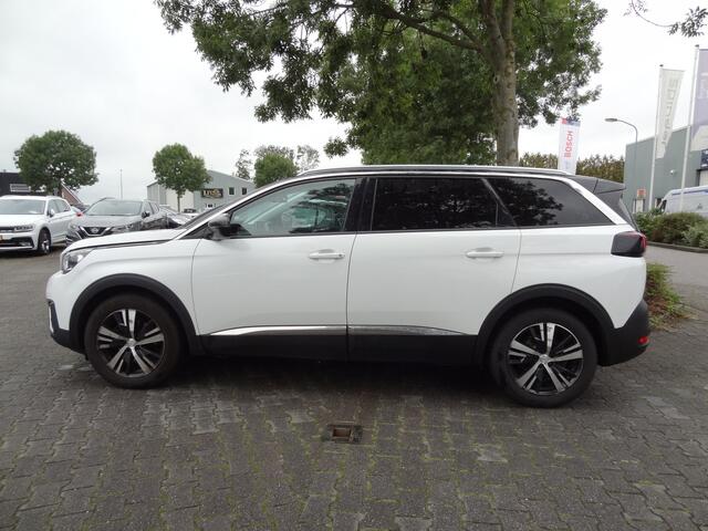 Peugeot 5008 1.2 PureTech Allure