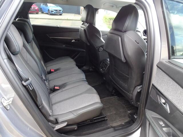 Peugeot 5008 1.2 PURET. BL. PREM. 130pk-7Pers-Blth-Carplay-Media-Led-Cruise