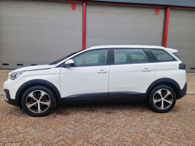 Peugeot 5008 1.2 PureTech Active/camera/navigatie/garantie