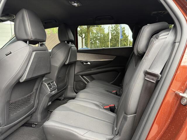Peugeot 5008 GT HYBRID VAN:33.900,- VOOR:29.877,- UW HERFSTVOORDEEL: 4.023,- | 7 PER. | ADAPT. CRUISE CONTROL | RIJKLAARPRIJS INCL. 12 MND BOVAG GARANTIE|