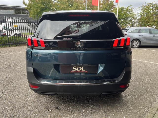 Peugeot 5008 1.2 130 PK GT-Line Crossway 7P. // ADAPT. CRUISE // SCHUIF-KANTELDAK // LEDER-ALCANTARA // ELEK. STOEL+GEHEUGEN // FOCAL AUDIO // AFN. TREKHAAK // DODEHOEK //