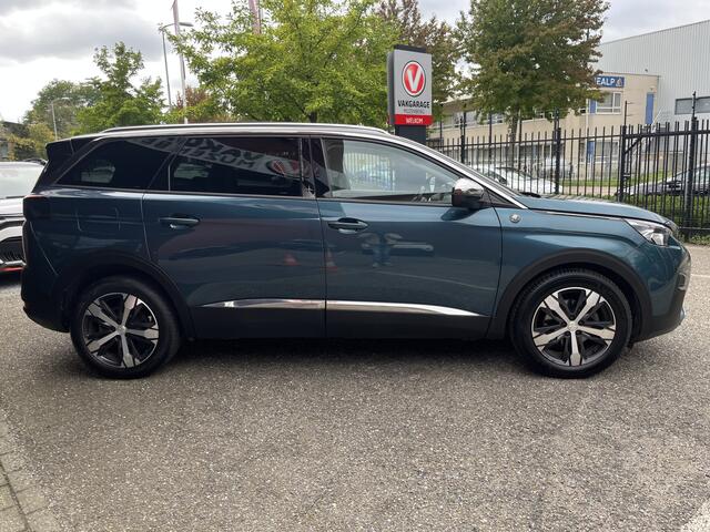 Peugeot 5008 1.2 130 PK GT-Line Crossway 7P. // ADAPT. CRUISE // SCHUIF-KANTELDAK // LEDER-ALCANTARA // ELEK. STOEL+GEHEUGEN // FOCAL AUDIO // AFN. TREKHAAK // DODEHOEK //
