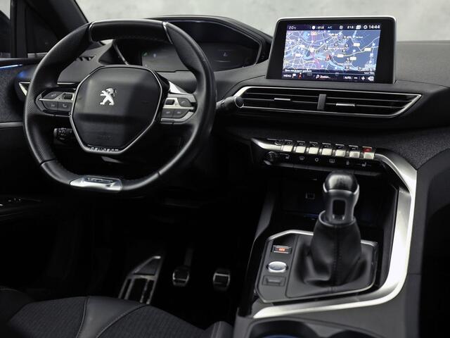 Peugeot 5008 1.2 PureTech GT-Line 7 Persoons (PANORAMADAK, APPLE CARPLAY, LEDER, STOELVERWARMING, 360 CAMERA, DRIVE SELECT, KEYLESS, GETINT GLAS, NIEUWSTAAT)