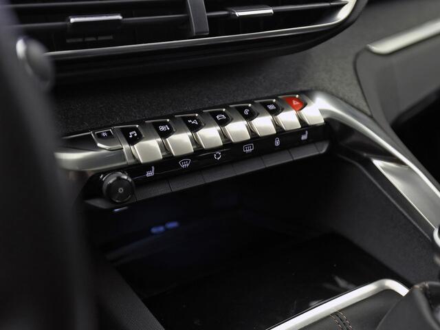 Peugeot 5008 1.2 PureTech GT-Line 7 Persoons (PANORAMADAK, APPLE CARPLAY, LEDER, STOELVERWARMING, 360 CAMERA, DRIVE SELECT, KEYLESS, GETINT GLAS, NIEUWSTAAT)