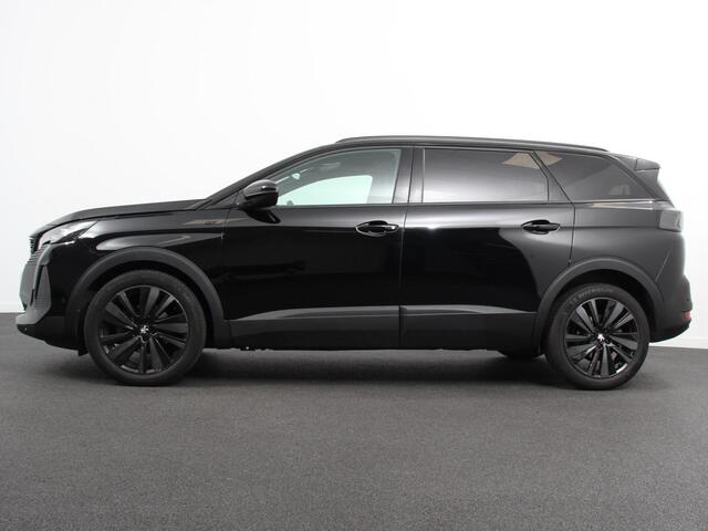 Peugeot 5008 1.2 PureTech 130pk Automaat GT Black Pack 7 zit Navigatie Apple CarPlay Android Camera Parkeerhulp Adaptive Cruise Control Stoelverwarming Electrische achterklep Climate Control Lichtmetalen velgen