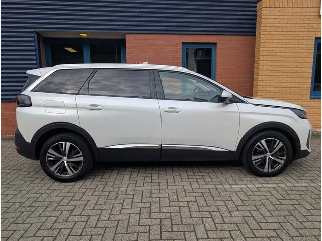 Peugeot 5008 1.2 PT BL. ALLURE, 7persoons, PDC V+A, Trekhaak, Cruise, Laneassist