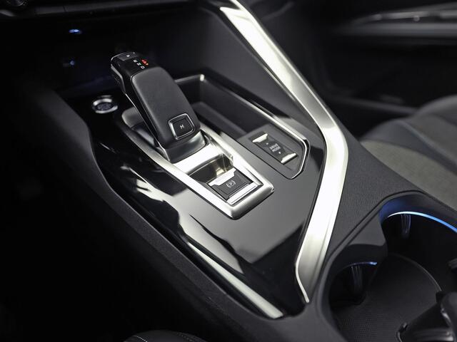 Peugeot 5008 1.2 PureTech Allure 7 Persoons Automaat (APPLE CARPLAY, GROOT NAVI, 360 CAMERA, LEDER, SPORTSTOELEN, KEYLESS, TREKHAAK, GETINT GLAS, NIEUWSTAAT) – foto 9
