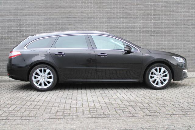 Peugeot 508 SW 1.6 e-THP GT-line Automaat, Trekhaak, Navigatie, Keyless Entry/Start, Navigatie, Achteruitrijcamera