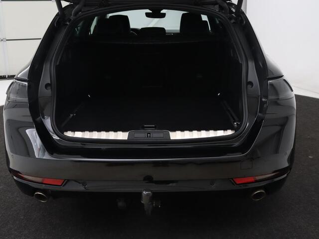 Peugeot 508 1.6 HYbrid GT Line | Trekhaak | Adaptive cruise | FOCAL Sound | Camera | Carplay | Half leder | Keyless | Full LED | Navigatie | Parkeerhulp | Climate control | PHEV | Plug In