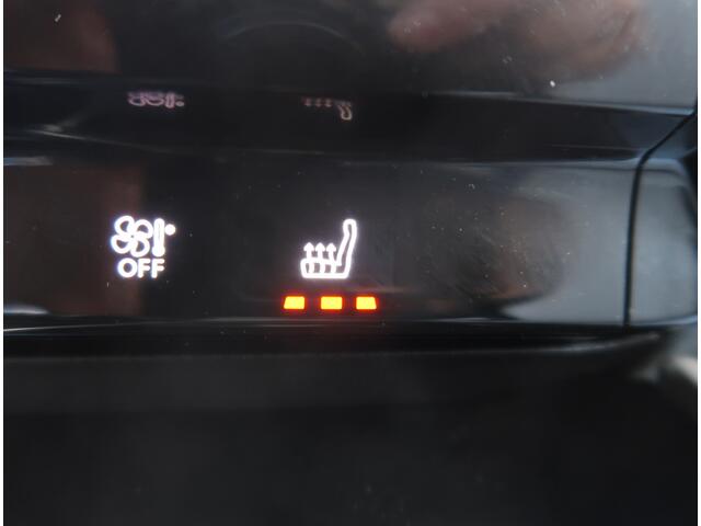 Peugeot 508 SW 1.6-16v. 180 Pk * Automaat * Super Mooi * Wit Lederen Interieur * Navigatie * Vierseizoenenbanden Michelin * Focal Geluid * L.M. Velgen * Stoelverwarming * Dodehoekbewaking * Vingerhoets; Vierde Generatie Eersteklas Service. Al meer dan 100 jaar een be