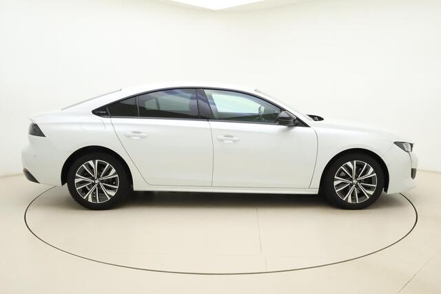 Peugeot 508 1.6 HYbrid Allure Pack Business Stoelverwarming l LED l Camera l PDC l Climate Control l Cruise Control l DAB l Apple Carplay/Android Auto l Lichtmetalen Velgen